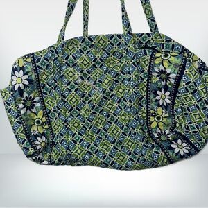 VERA BRADLEY DUFFEL in Daisy Daisy